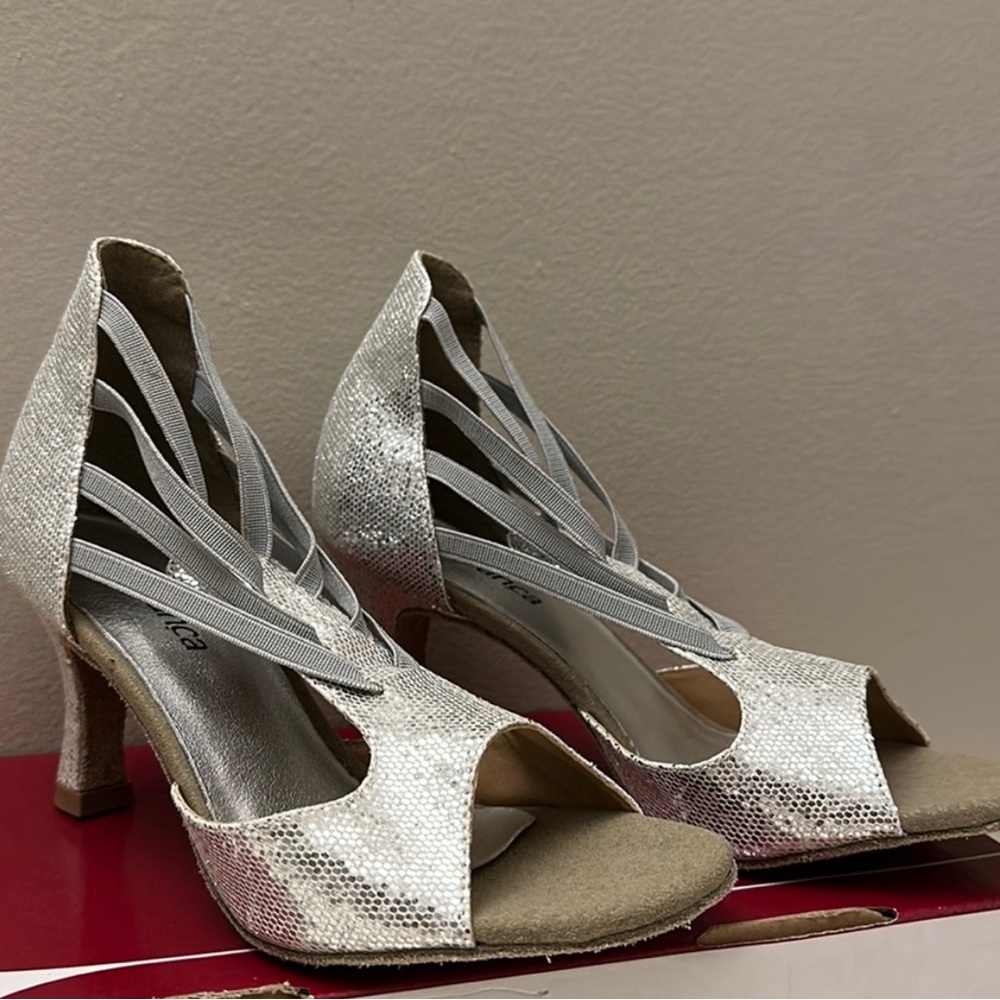 Ballroom dance shoes
